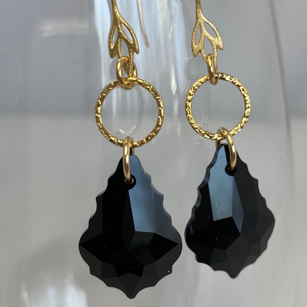 Rhema Jewels Swarovski Jet Earring